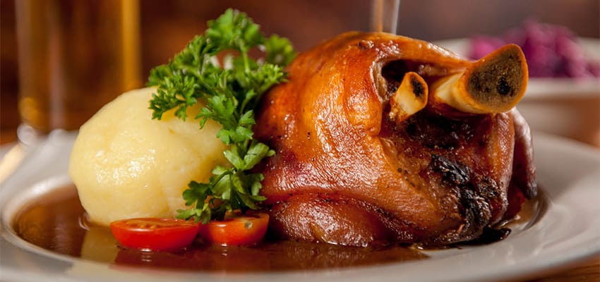 Ẩm thực quen mà lạ, ngon đã đời khi du lịch Đức